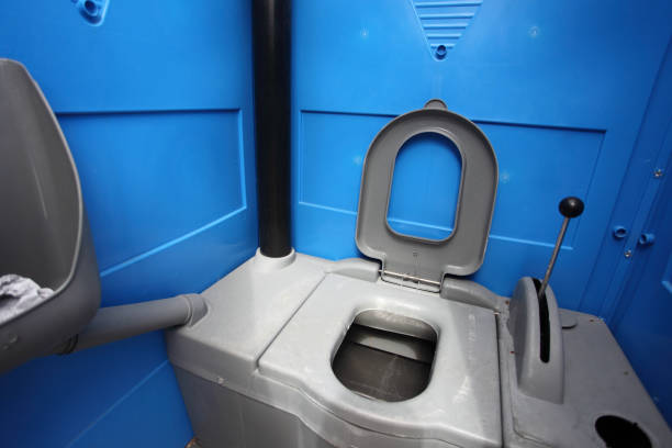 Best VIP or Luxury Restroom Trailers  in Lorton, VA